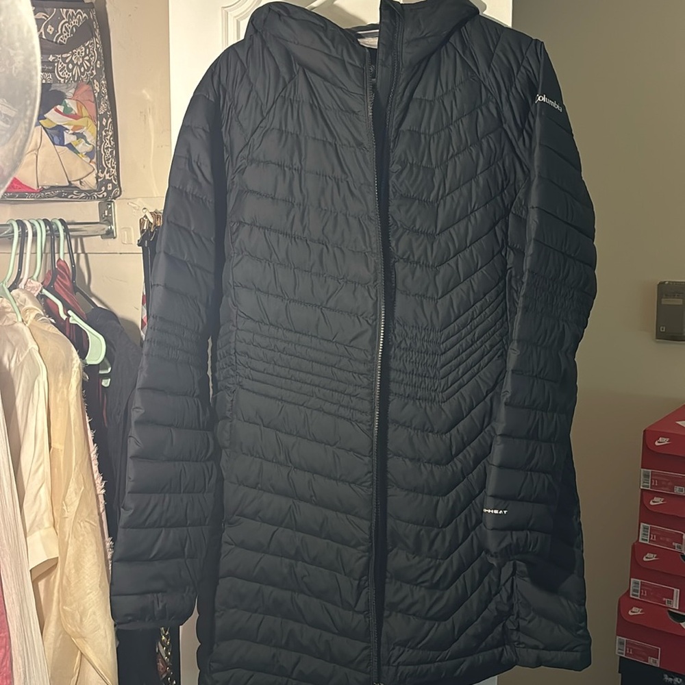 Hooded Columbia Lightweight Jacket